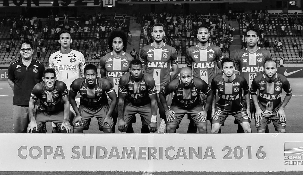 Chapecoense team picture before Sudamericana Semi Final